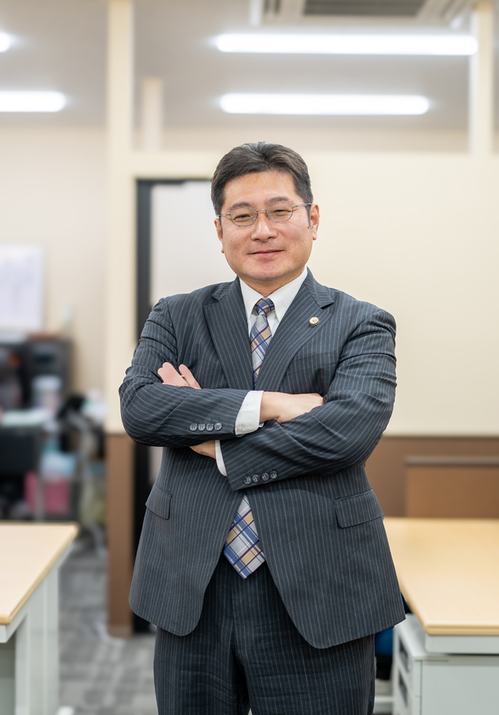 博多中央総合法律事務所では、借金問題を解決するために、万全の体制を整えて相談者をサポートします。